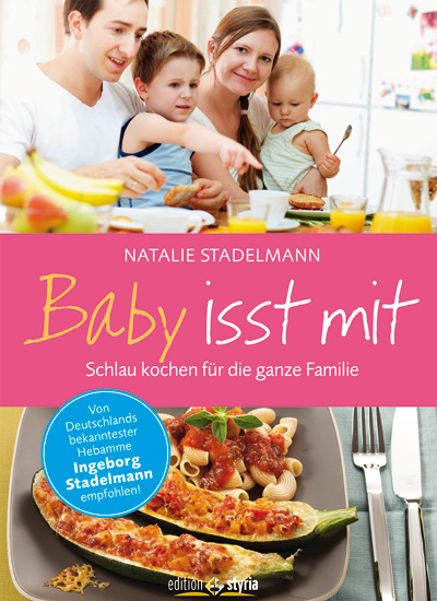 Baby isst mit Cover